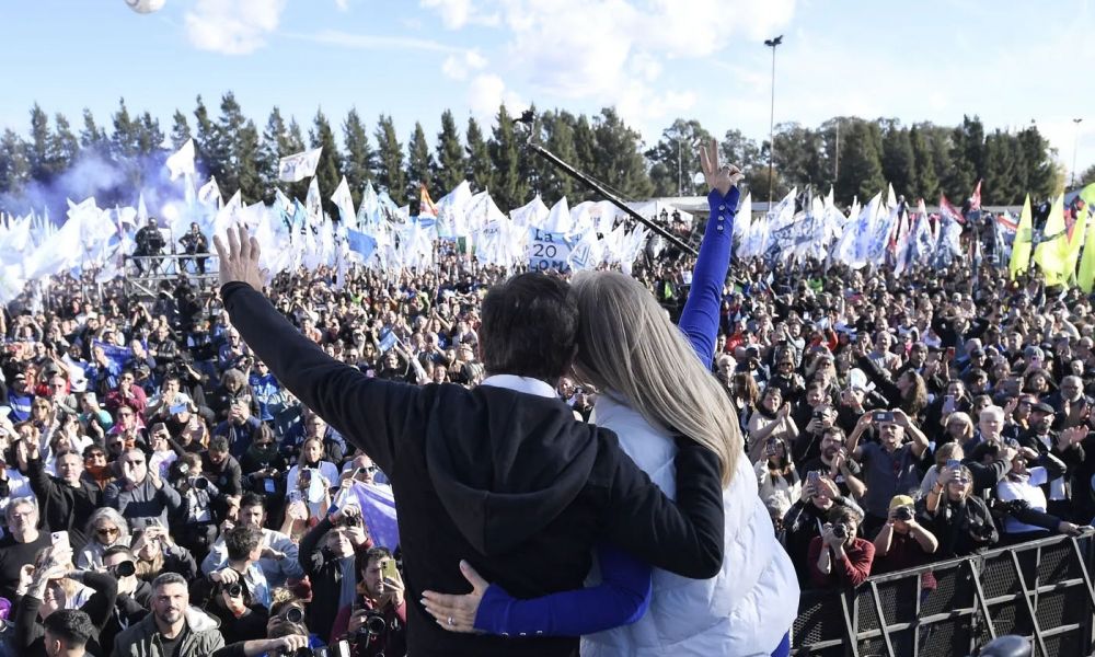 Kicillof lanza su espacio y apunta directo a Milei