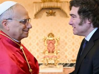 El Papa León XIV visitará Argentina tras su primer encuentro oficial con Milei