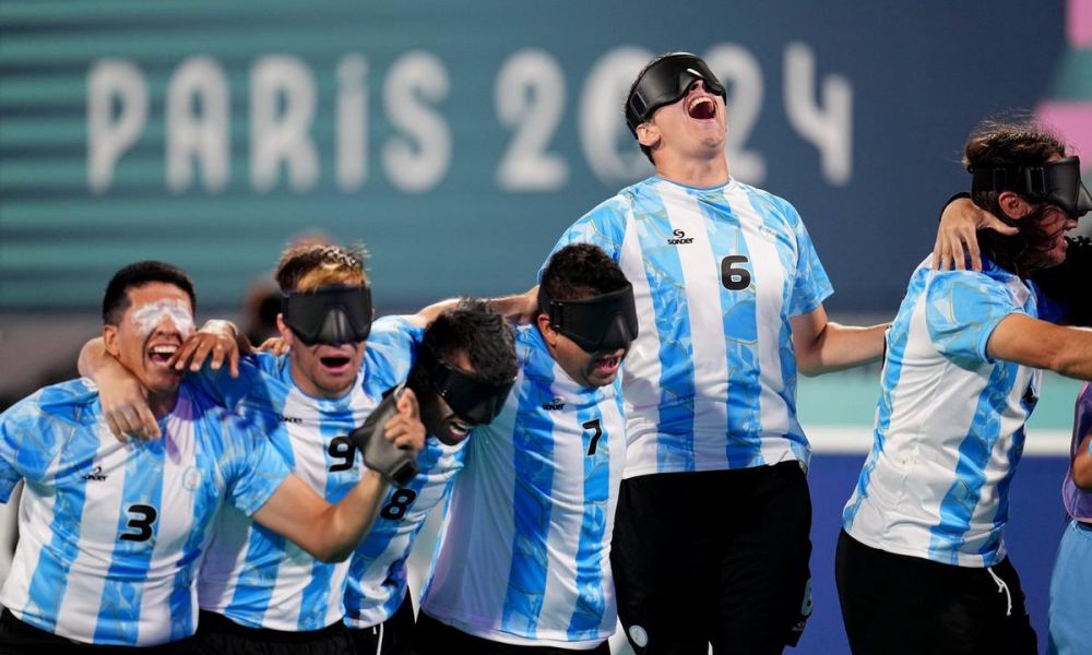 Los Murciélagos se quedan con la plata en París