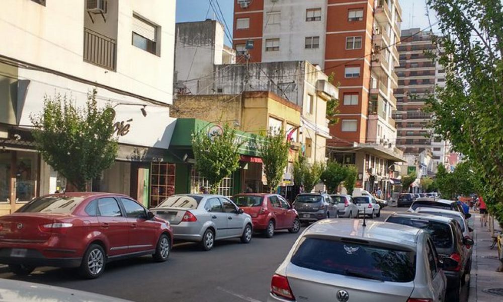 A partir del lunes se podrá estacionar del lado izquierdo