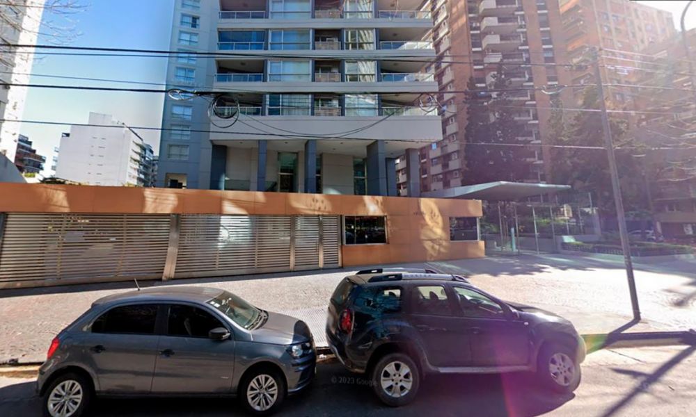 Niño de 12 años muere al caer desde un décimo piso