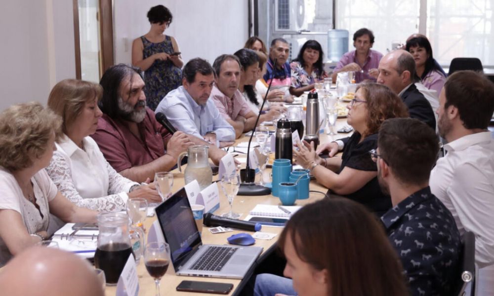 Ofrecieron un 40% de aumento a los docentes