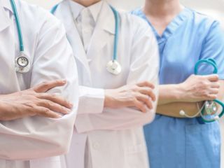 Médicos bonaerenses aceptan aumento del 20% ¿Cuánto cobrarán?