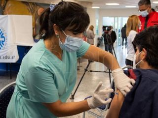 Con casi 10 millones de dosis, arranc la vacunacin antigripal en todo el pas