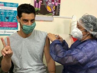 Chivilcoy: denuncian la vacunaci�n de j�venes vinculados a La C�mpora