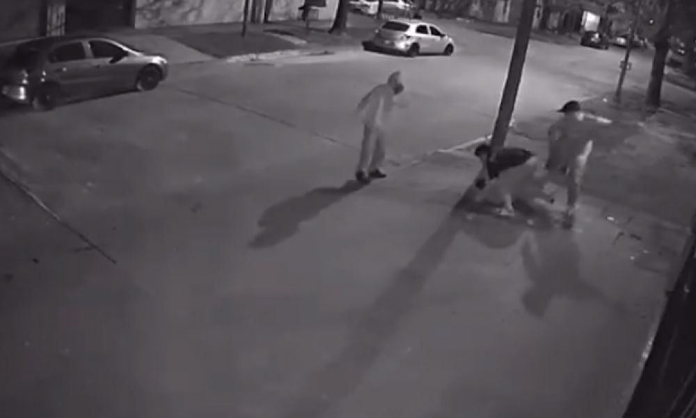 Brutal ataque a un adolescente en Colón
