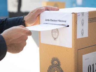 La Justicia suspendió fondos públicos a 20 partidos políticos por incumplir con la presentación de balances