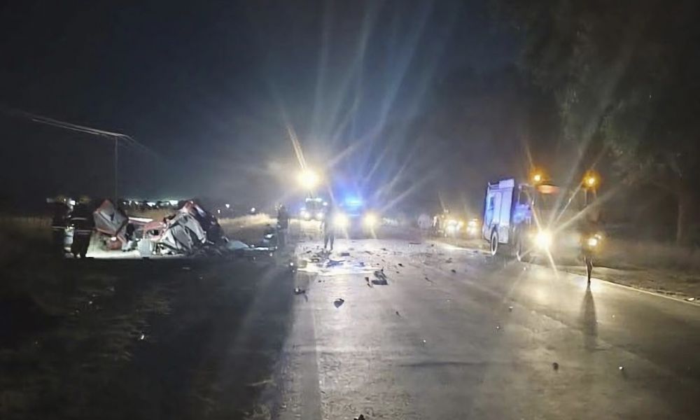 Choque fatal dejó dos muertos y un herido