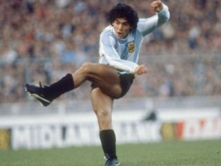 Argentina y Austria: El recuerdo del único triplete de Maradona con la Selección