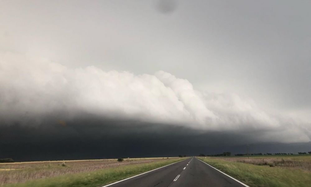 Alertas por tormentas y fuertes vientos