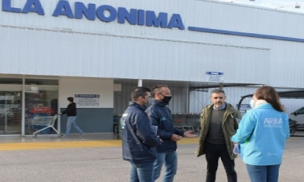 ARBA intima a siete grandes supermercados