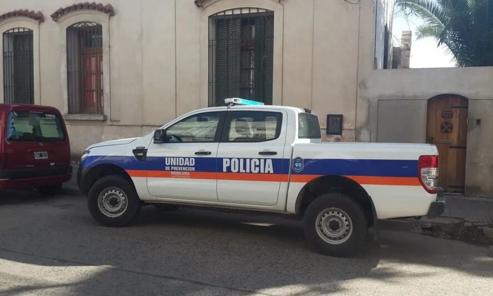 Encapuchados le robaron a jubilada