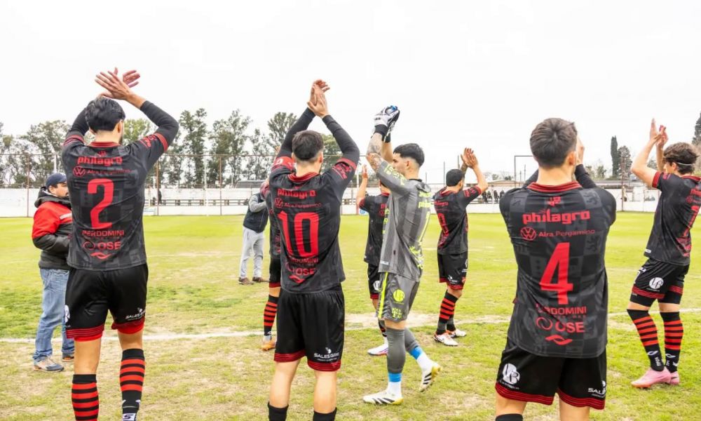 Douglas Haig empató en Villa Ramallo