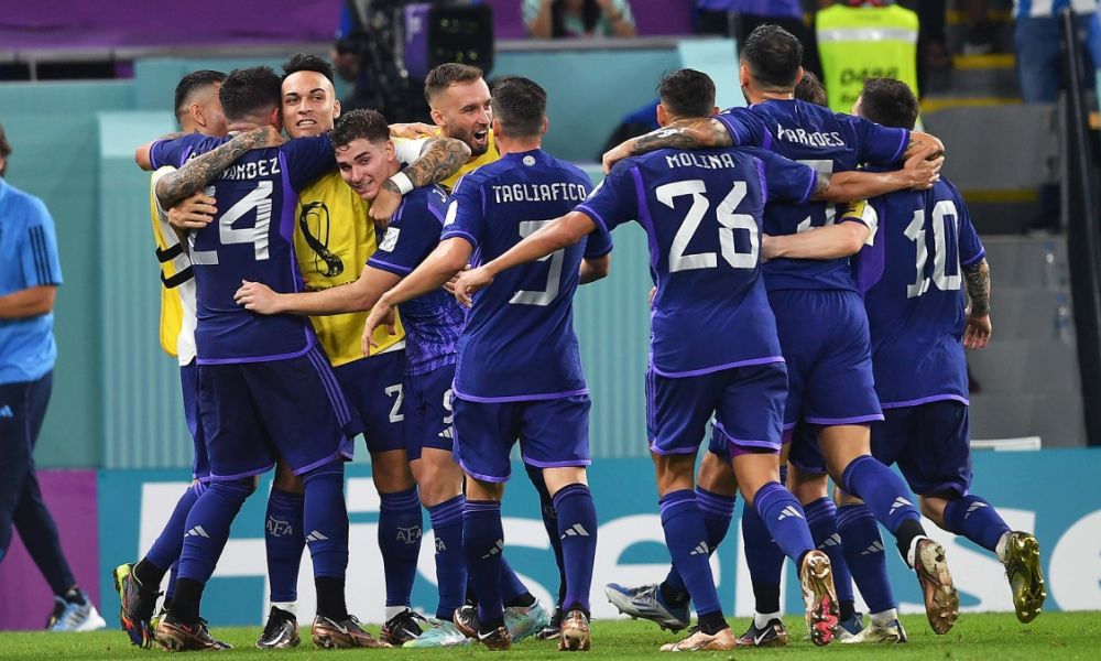 Argentina enfrenta a Australia en octavos de final