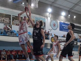 La Uni�n golpe� en el momento justo y se llev� un triunfazo de Pergamino