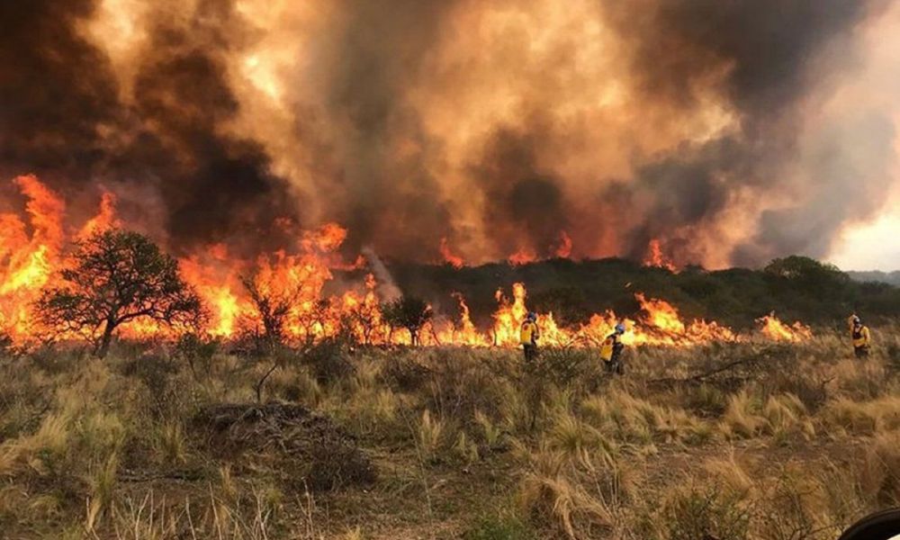 Suman tres las víctimas por los incendios en Córdoba