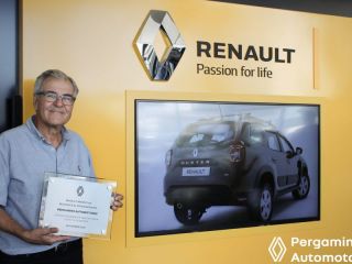 Renault Argentina distingui a Pergamino Automotores por sus 35 aos junto a la marca
