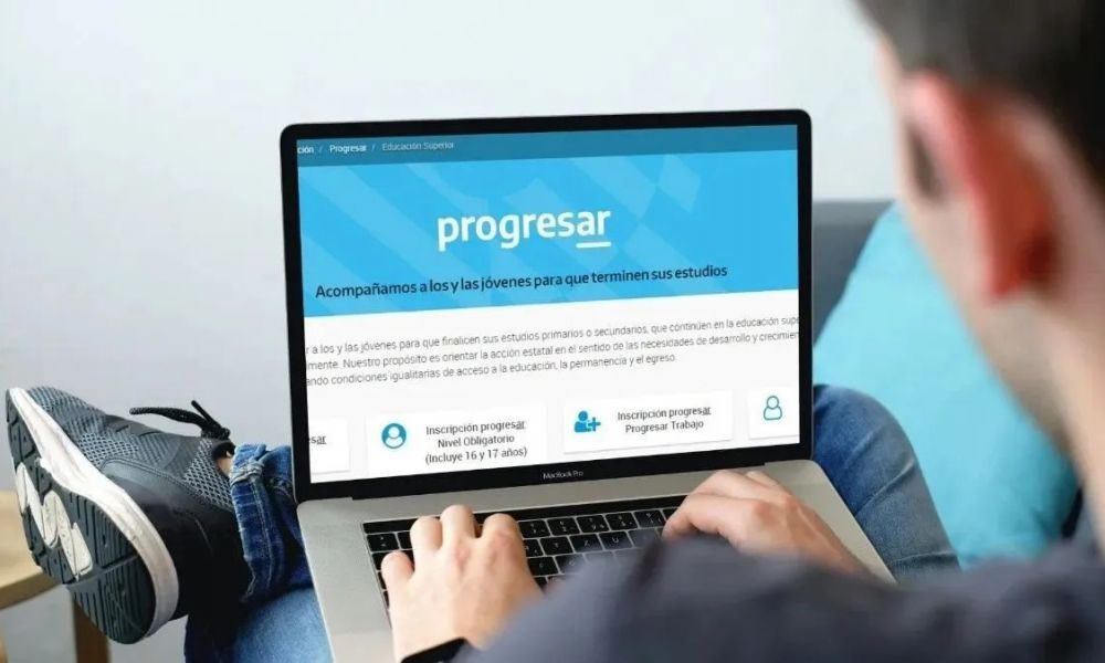 Gobierno elimina el fondo que financia las Becas