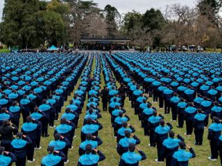Más de 2.700 nuevos cadetes bonaerenses juraron lealtad a la bandera nacional