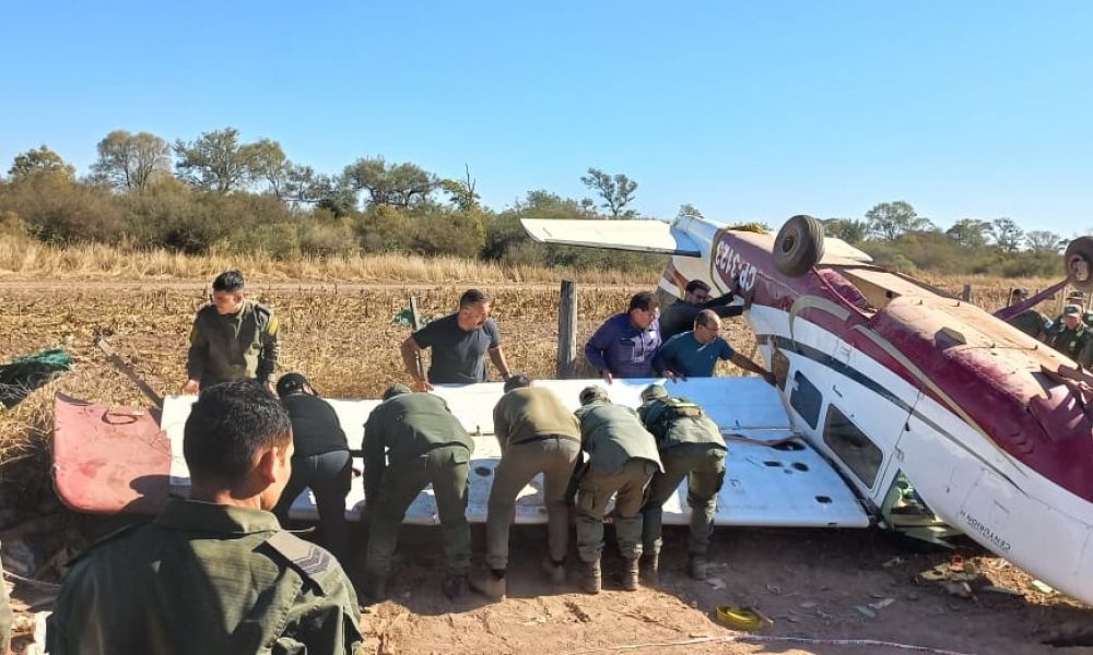 Encuentran GPS clave del avión estrellado en Chaco