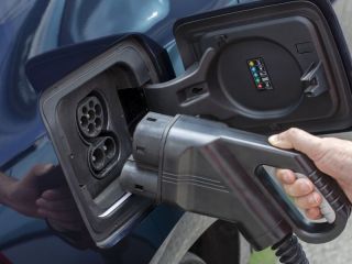 Autos eléctricos en la provincia de Buenos Aires: Proponen tres años de beneficios impositivos
