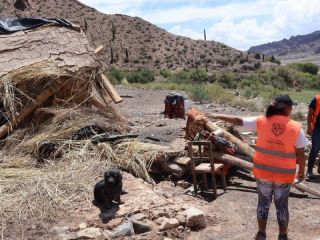 Drama en Salta: Buscan a un joven arrastrado por un alud y hay comunidades aisladas