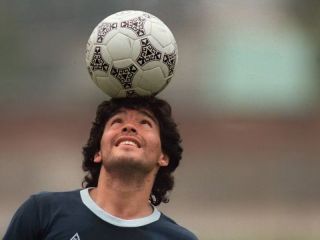 La Justicia congel� el negocio Maradona: Prohibici�n total sobre sus marcas