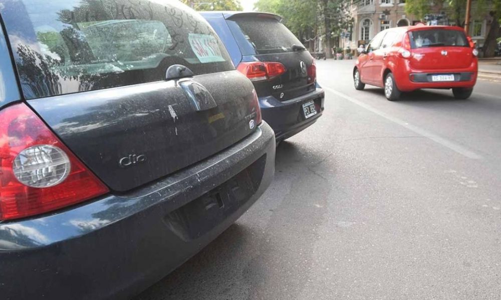 Multas de hasta $800.000 para quienes circulen sin patente