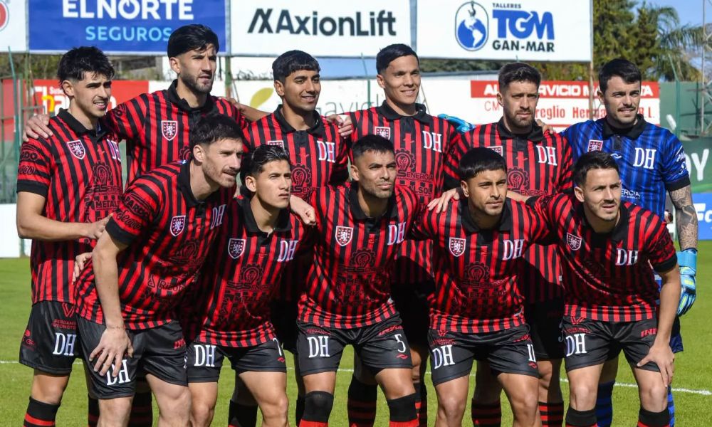 Douglas Haig goleó 4-0 a Sportivo Belgrano
