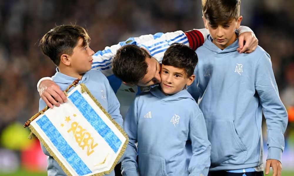 Messi se despidió del público argentino