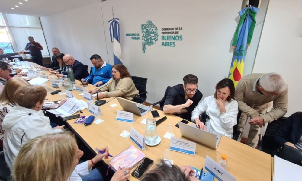 Provincia y estatales retoman negociaciones salariales
