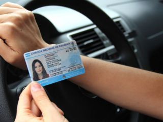 Prorrogan las licencias de conducir