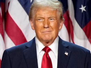 Trump impulsa la «dolarización global» y Argentina aparece como su candidato principal, según el Financial Times