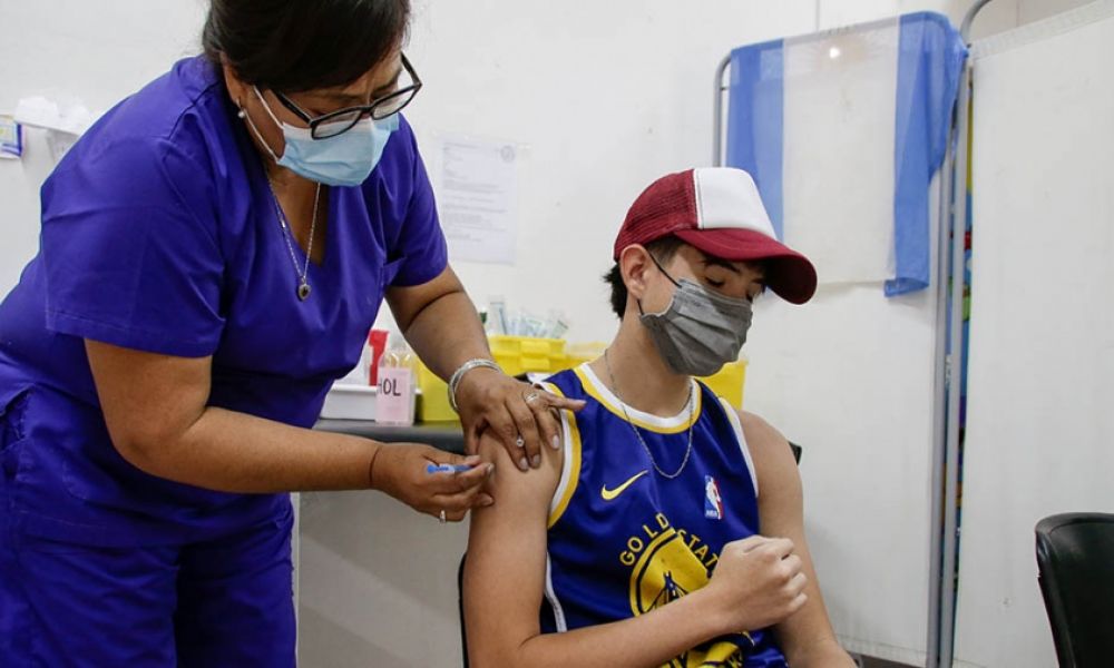 las muertes de no vacunados duplican a las de vacunados