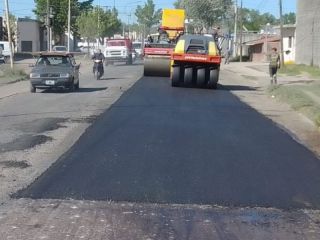 Pergamino: Empez la pavimentacin de Barrancas del Paran
