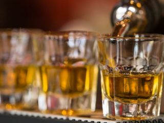Venta de alcohol en Provincia de Buenos Aires: Un proyecto busca terminar con los límites horarios