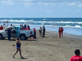 Tragedia en la Costa: Hallan sin vida a un hombre que hab�a ingresado al mar en Santa Teresita