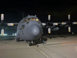 El nuevo C-130H Hércules emprende el viaje hacia Argentina