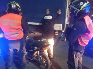 Patrulla Urbana detiene a dos menores con estupefacientes en plena ciudad