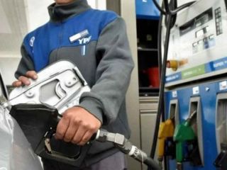Buena noticia para los bolsillos: El gobierno aplaza aumentos en servicios y combustibles