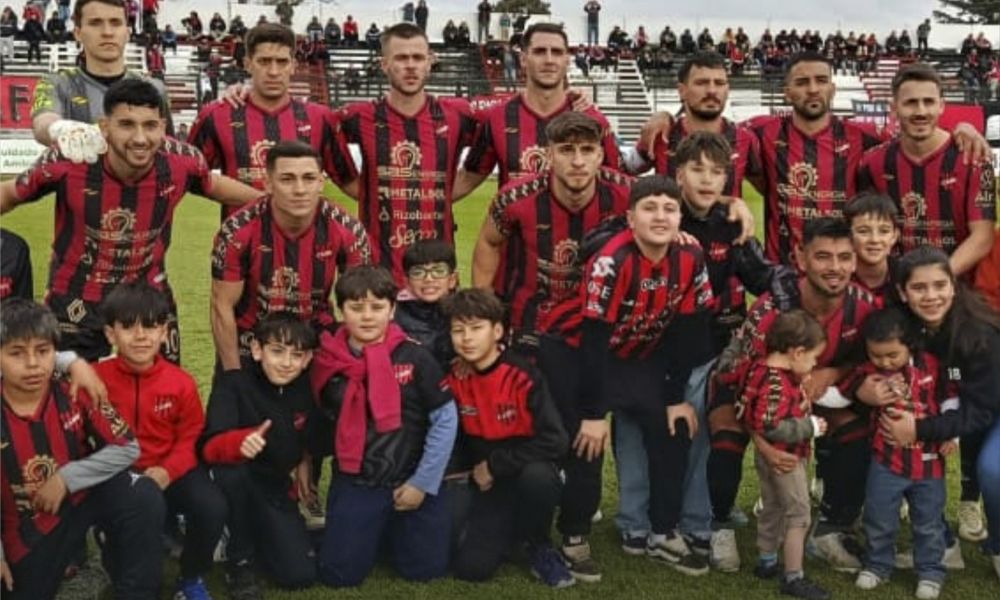 Douglas no levanta cabeza y cayó otra vez en Pergamino