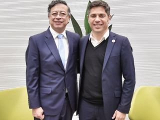 Kicillof refuerza su agenda internacional en Barcelona con líderes globales y acuerdos estratégicos