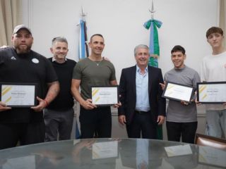 Ms deporte, menos calle: El mensaje de Javier Martnez en acto de homenaje