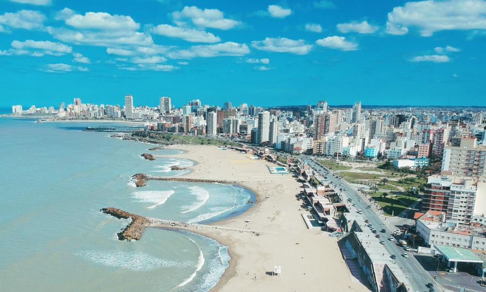 Exitoso fin de semana largo: Turistas gastan millones