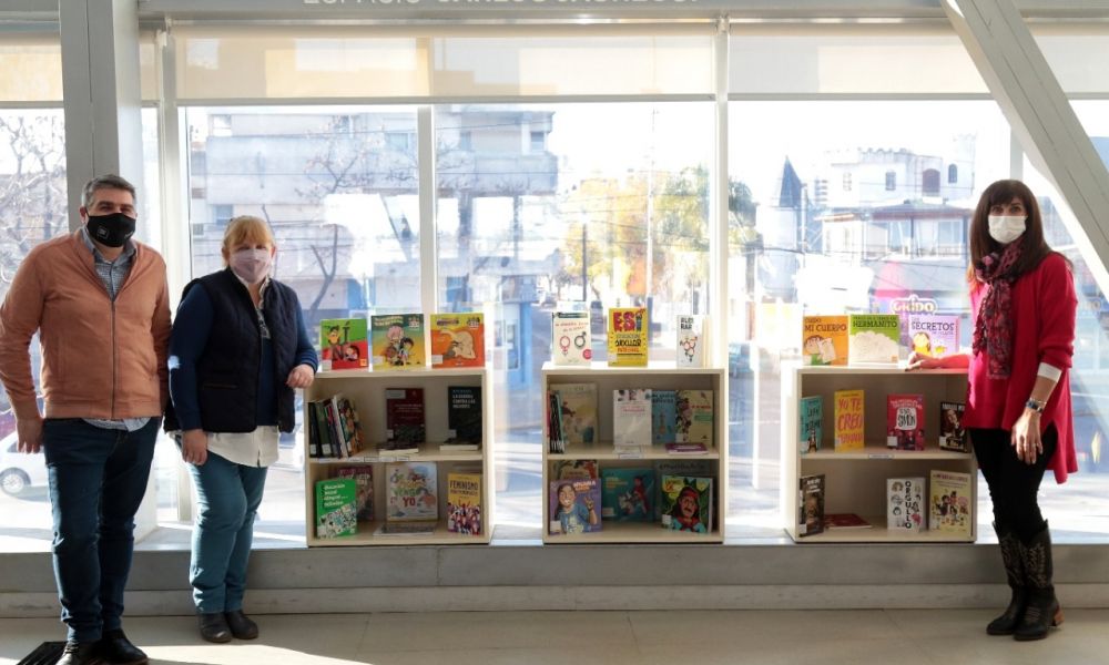 Espacio Carlos Jáuregui en la Biblioteca Menéndez