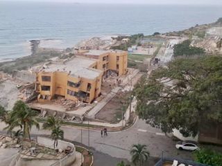 Venezuela: La cifra de muertos asciende a 1.943 mientras