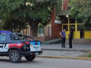 Horror en Santa Fe: Un alumno llevó una escopeta al colegio y mató a un compañero
