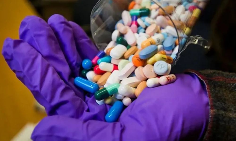 Desmantelan red de venta de drogas sintéticas