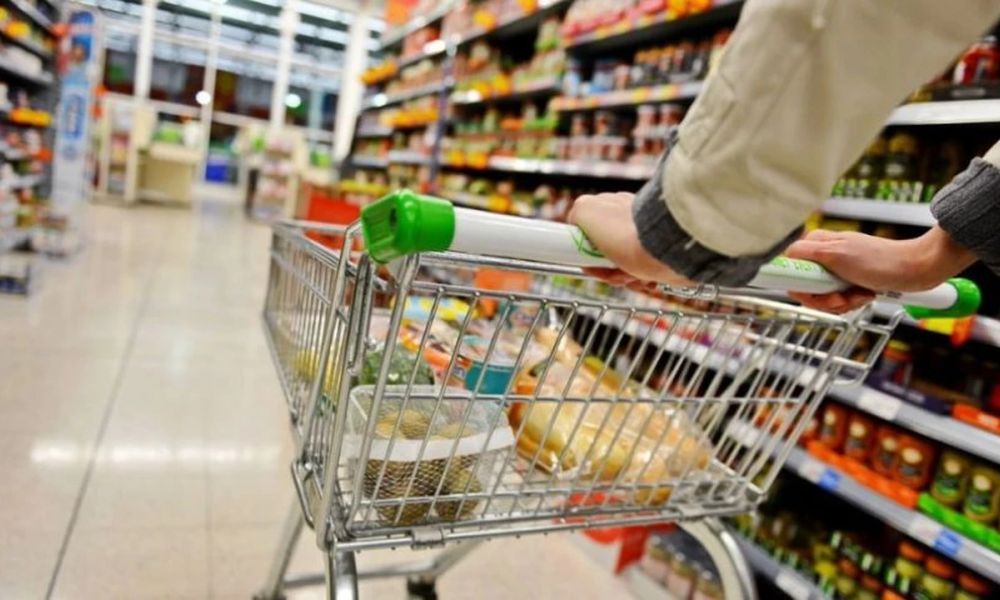 Gobierno deroga 71 normas para «transparentar» el comercio