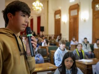 El Parlamento Estudiantil 2025 inicia sus actividades en Pergamino